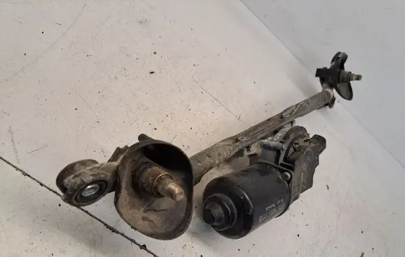 Toyota Prius (NHW20) Front wiper linkage and motor 8511047080 1592007660