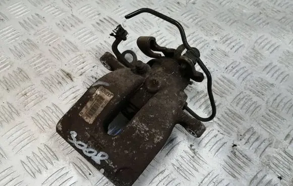 Peugeot 3008 I Rear brake caliper