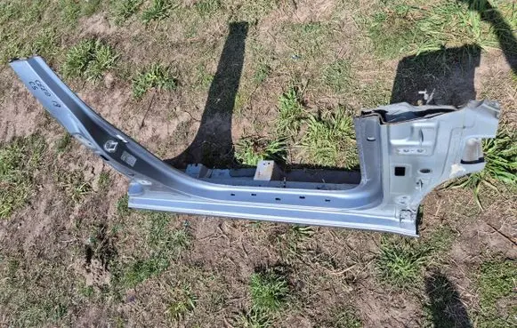 KIA Ceed Side car body part 