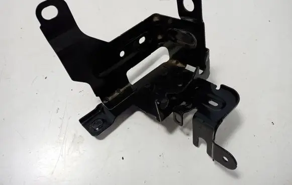 Citroen C5 Aircross ABS pump bracket 9818902280