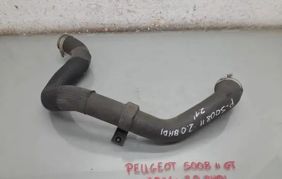 Peugeot 5008 II Intercooler hose/pipe 9815433880