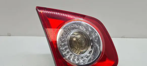 Volkswagen PASSAT B6 Tailgate rear/tail lights 1K5945093