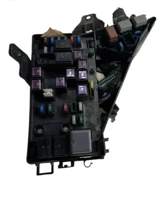 Subaru Legacy Fuse box set MB100200B