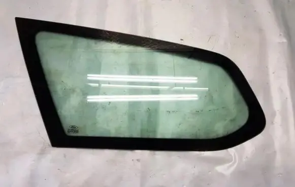 Ford Focus Rear side window