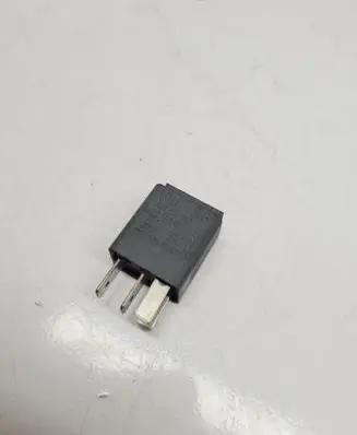 Seat Alhambra (Mk1) Other relay 1K0951253 29200077 449