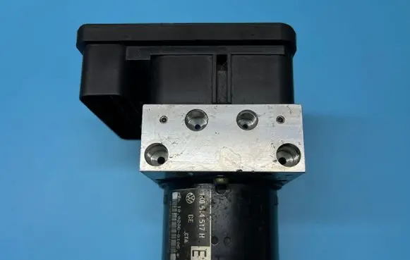 Seat Altea ABS Pump 1K0907379K 1K0614517H 00005305D1