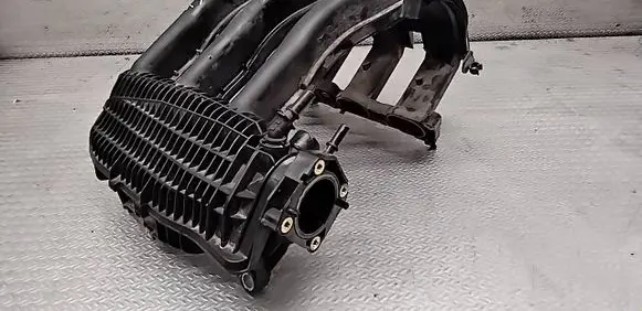 Citroen C3 Intake manifold 1056888S01 9673063980