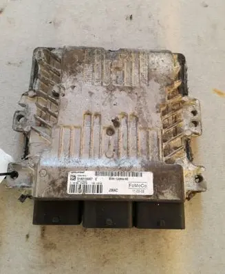 Ford Focus Engine control unit/module S180133007E
