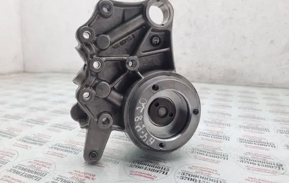Audi A4 S4 B8 8K Camshaft 06H101D 06H103166G
