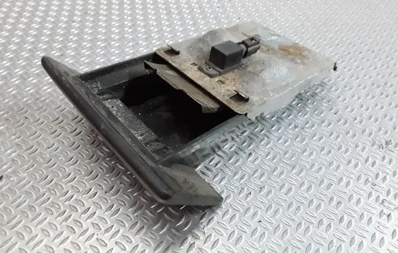 Nissan Terrano Car ashtray