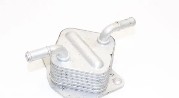 Nissan X-Trail T33 Engine oil radiator 