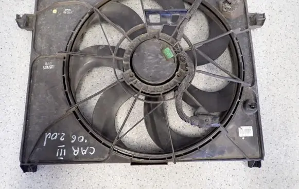 KIA Carens II Air conditioning (A/C) fan (condenser) 