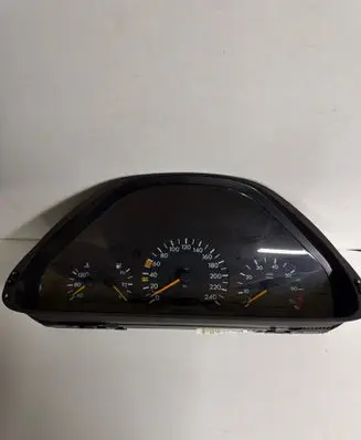 Mercedes-Benz CLK A208 C208 Speedometer (instrument cluster) 2085401911 110008901002
