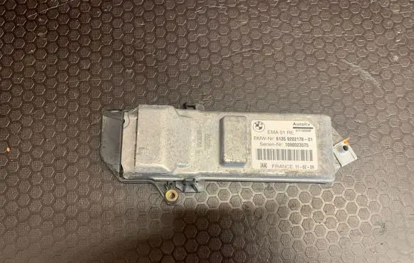 BMW 7 F01 F02 F03 F04 Seat belt height adjuster 9202178 611130500F 1090023575