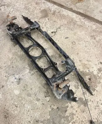BMW 5 E39 Radiator support slam panel 6910464
