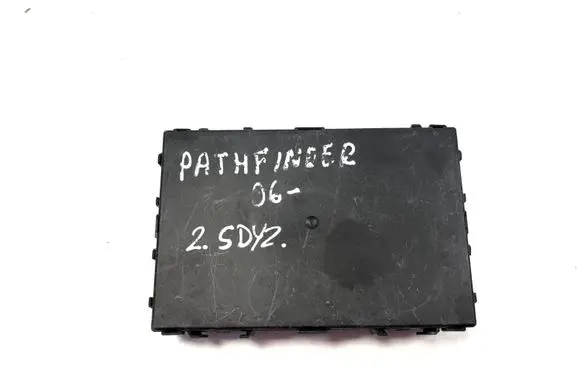 Nissan Pathfinder R51 Comfort/convenience module 284B2EB30A