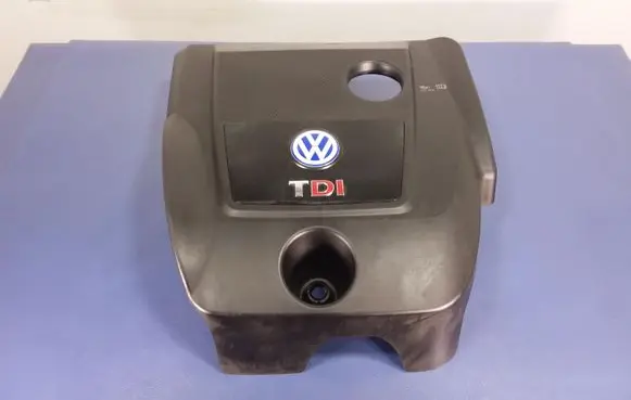 Volkswagen Golf IV Front underbody cover/under tray 054597