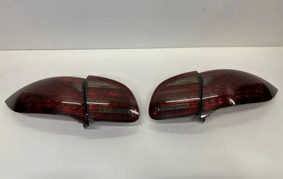 Porsche Cayenne (92A) Rear/tail lights set 7P5945094N 7P5945093N 7P5945095AA