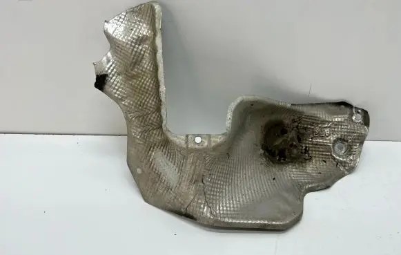 Exhaust heat shield