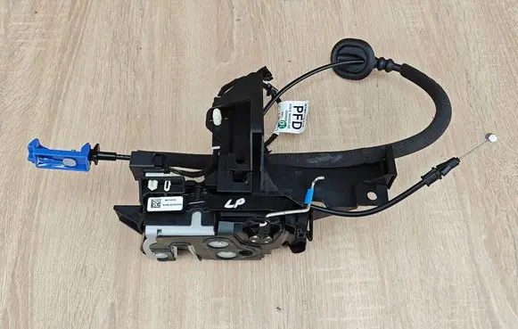 Volkswagen Amarok II Front door lock N1WAE21813PG