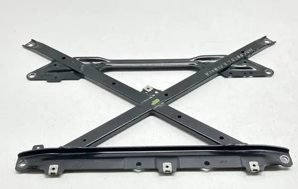 Porsche Macan (95B) Gearbox mounting bracket 8K1399345F 810411303