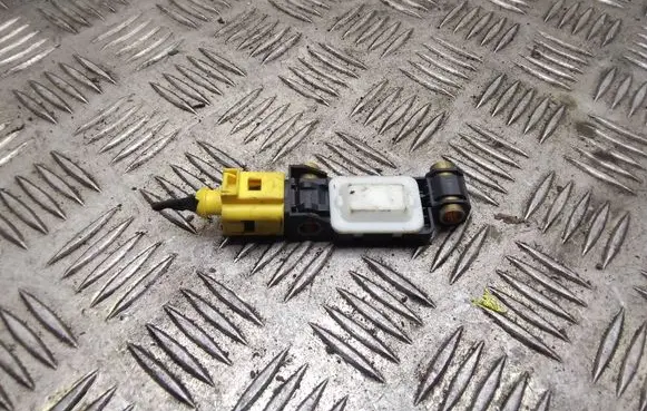 Audi A6 S6 C5 4B Airbag deployment crash/impact sensor 8E0959643E