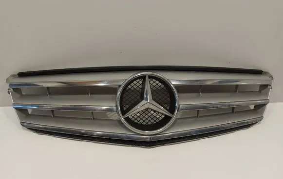 Mercedes-Benz C W204 Front bumper upper radiator grill A2048801923 A2078880260 A2048800023