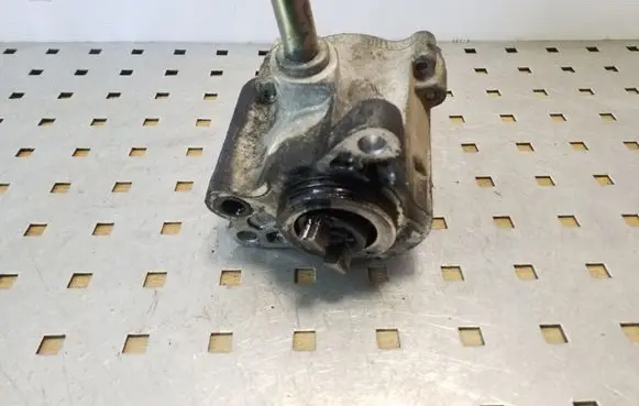 Vacuum pump