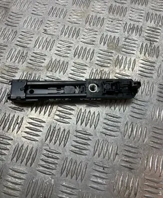 Volkswagen PASSAT B6 Seat belt adjustment motor 10550001
