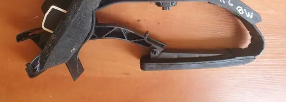 Mercedes-Benz E W211 Accelerator throttle pedal A2113000404