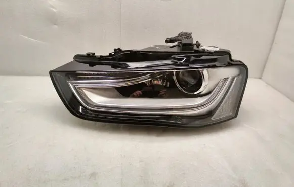 Audi A4 S4 B8 8K Headlight/headlamp
