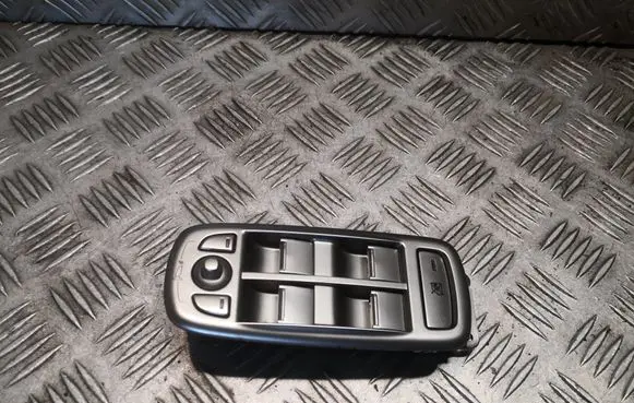 Jaguar XF X250 Electric window control switch 8X2314540AD