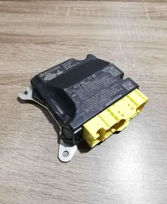 Mercedes-Benz E W213 Airbag control unit/module A2139007105