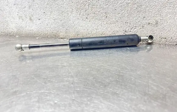 Volvo V70 Tailgate/trunk strut/damper 30674494