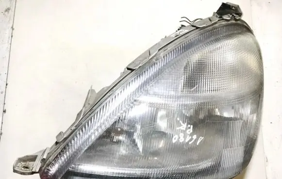 Mercedes-Benz A W168 Headlight/headlamp 0301152211