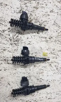 Skoda Roomster (5J) Fuel injectors set 038130073BP