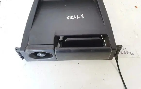 Car ashtray