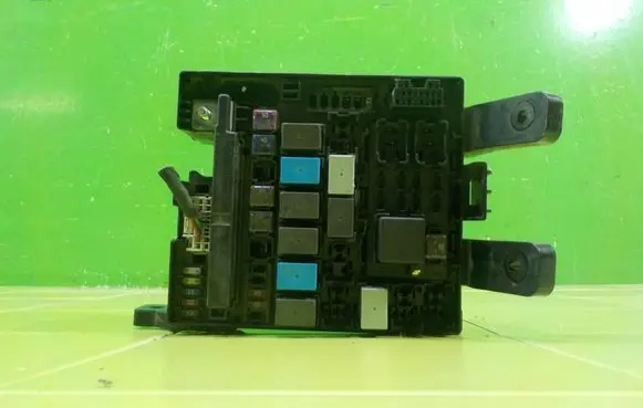 Hyundai ix35 Fuse box set 914432Y290 BEZPIECZNIKOW