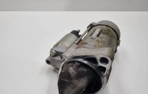 Mercedes-Benz Sprinter W906 Starter motor A6519060026 4280005511
