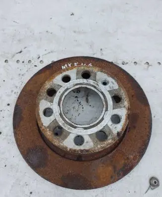 Volkswagen Golf V Rear brake disc