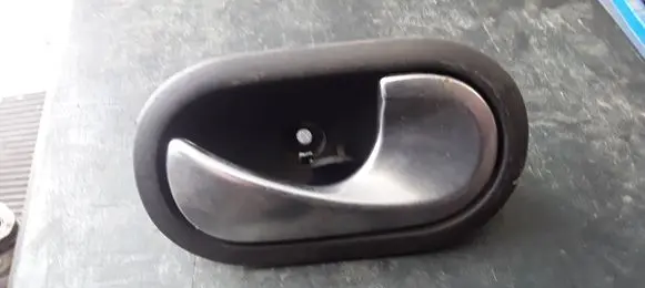 Renault Megane II Front door interior handle 8200028486
