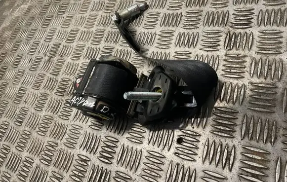 SsangYong Actyon Rear seatbelt