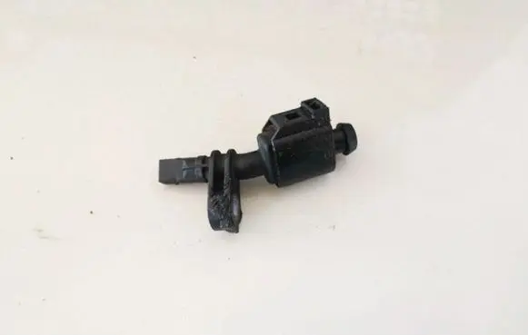 Volkswagen Golf VII ABS brake wheel speed sensor
