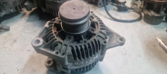 Renault Scenic I Generator/alternator A13VI289 2542551A 07977H