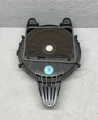 Audi A4 S4 B9 8W Subwoofer speaker 8W5035412A