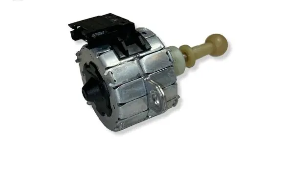 BMW 2 F46 Headlight level adjustment motor 70460499