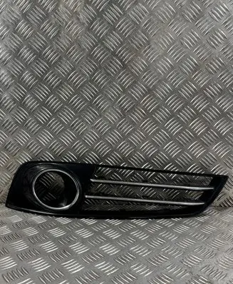 Audi A8 S8 D4 4H Front fog light trim/grill 4H0807679J