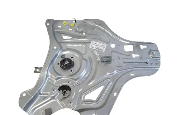 Hyundai ix35 Front window lifting mechanism without motor 824802Y320
