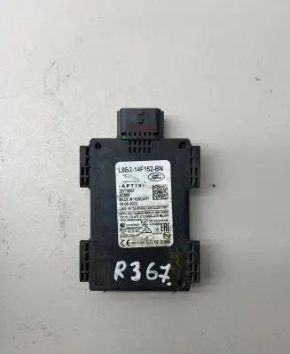 Land Rover Defender Blind spot module L8B214F152BN 28775687