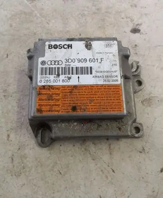 Volkswagen Touareg I Airbag control unit/module 3D0909601F 0285001800